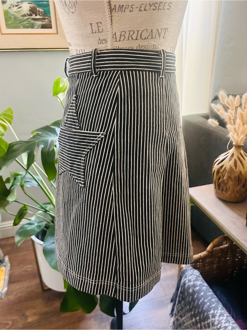 Mezzo Piano vintage black and white pinstriped pleated mini skirt - Picture 6 of 13